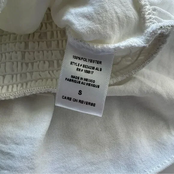 Altar'd State Women's White Off-Shoulder Top Size Small NWT - Picture 9 of 9